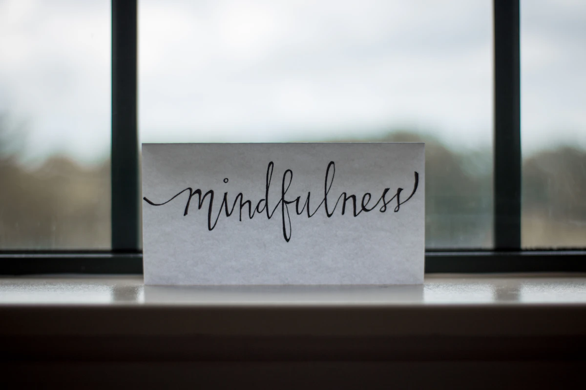 5 Dakikalık Sabah Mindfulness Rutini — Güne Bilinçli Başla